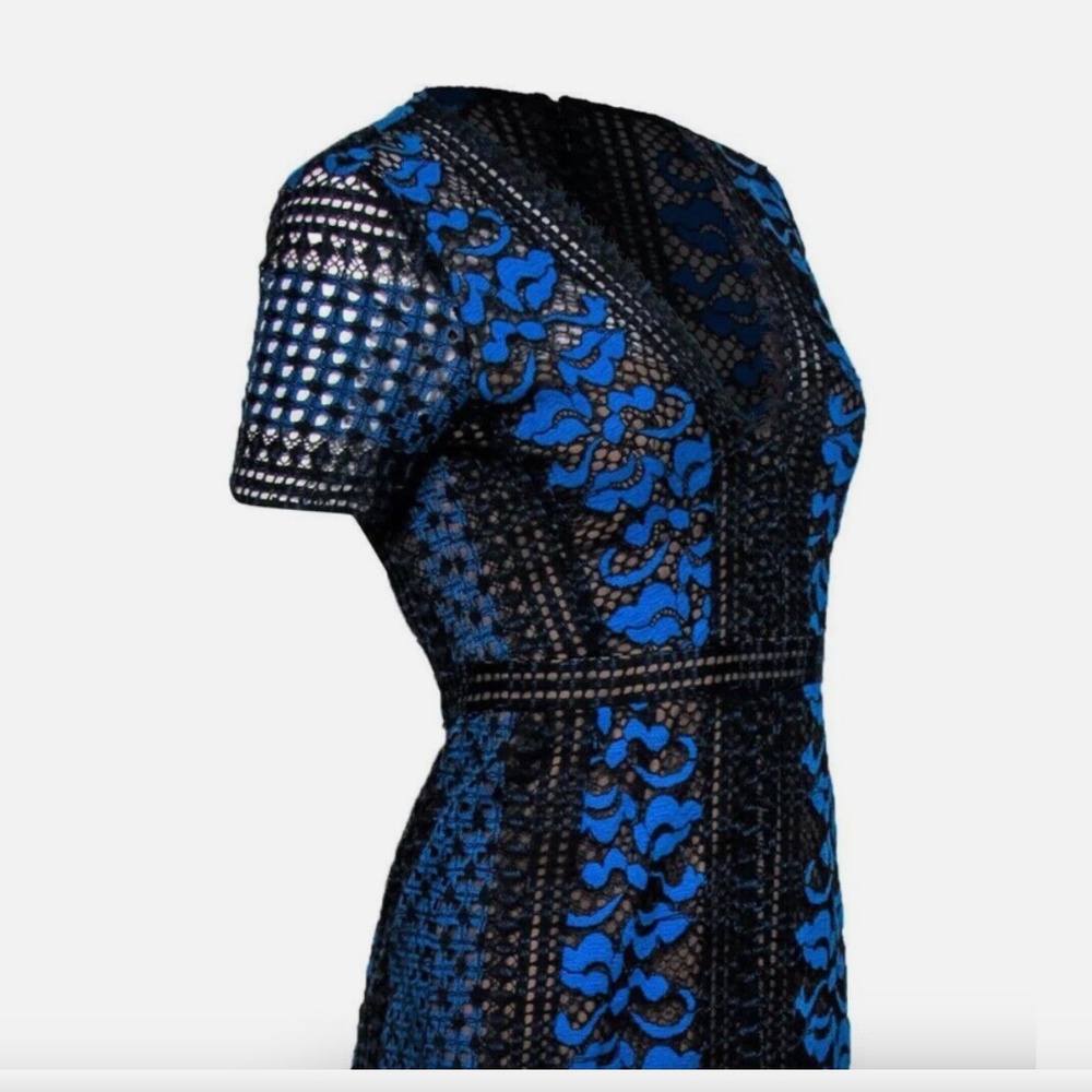 BCBG Max Azria - Black & Blue Lace Short Sleeve Midi Dress Sz 4 - Picture 5 of 7
